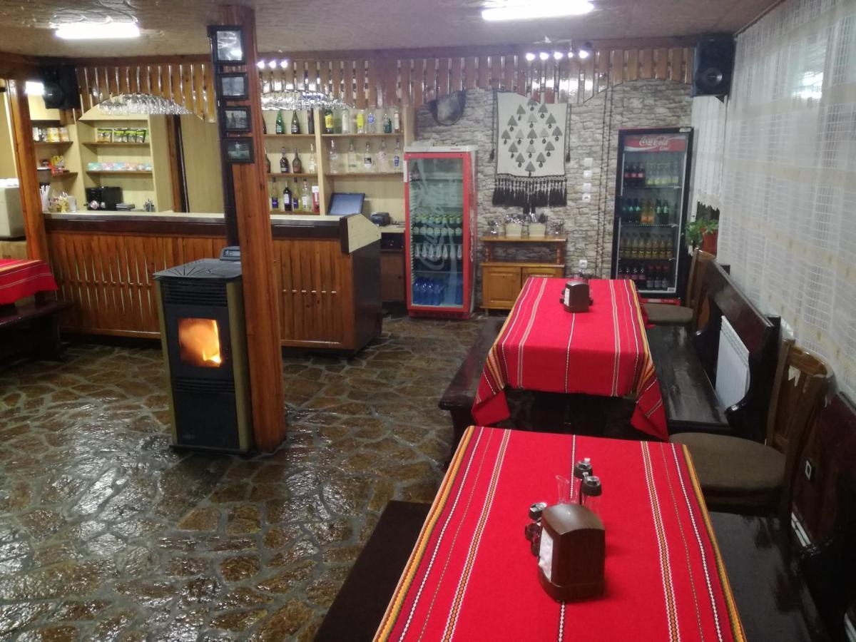 Ваканционно Селище Ива Sarnitsa Buitenkant foto